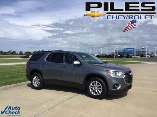 2021 Chevrolet Traverse LT Cloth