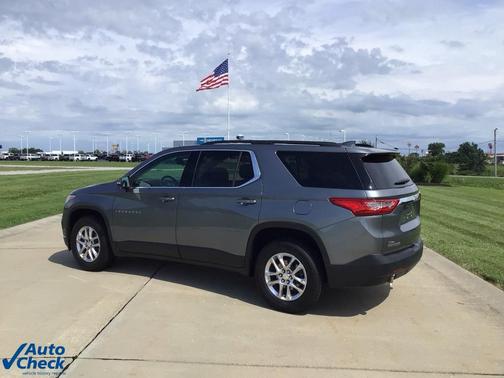 2021 Chevrolet Traverse LT Cloth