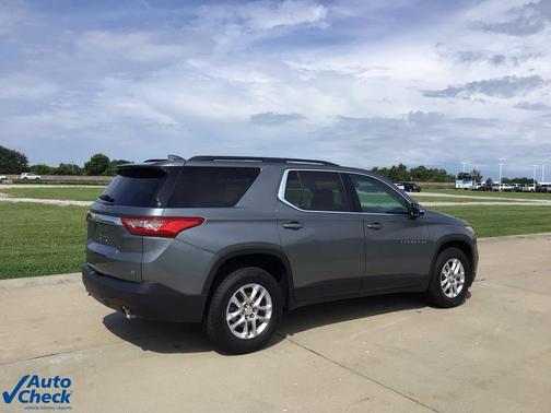 2021 Chevrolet Traverse LT Cloth
