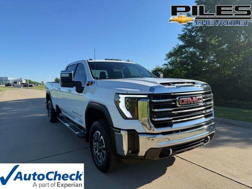 Summit White 2024 GMC Sierra 3500 SLT