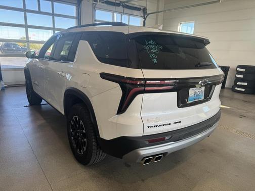 2025 Chevrolet Traverse AWD Z71