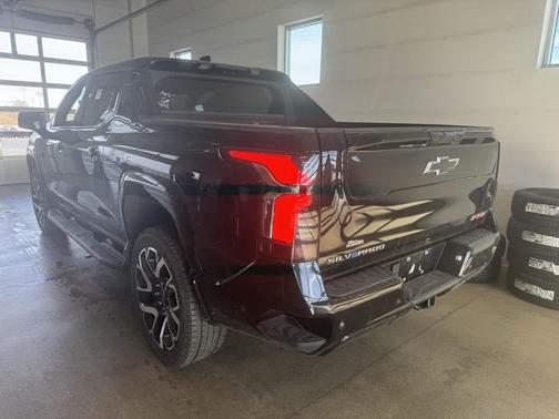 2024 Chevrolet Silverado EV First-Edition RST 4WD