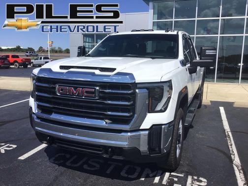 2024 GMC Sierra 2500 SLE