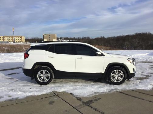 2020 GMC Terrain SLE