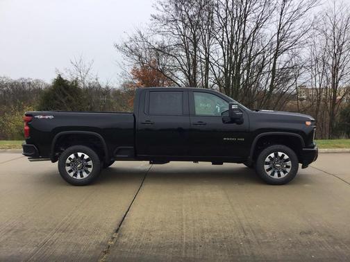 2026 Chevrolet Silverado 2500 Custom