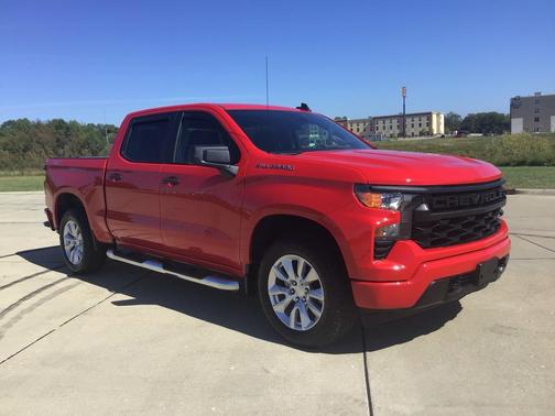 2024 Chevrolet Silverado 1500 Custom