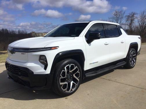 2024 Chevrolet Silverado EV First-Edition RST 4WD
