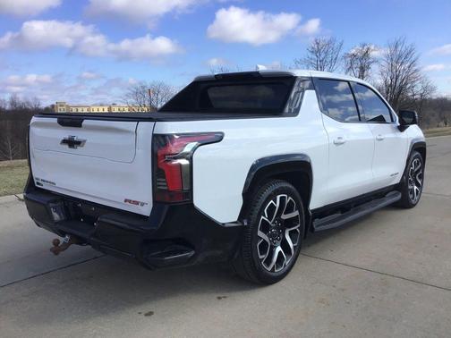 2024 Chevrolet Silverado EV First-Edition RST 4WD