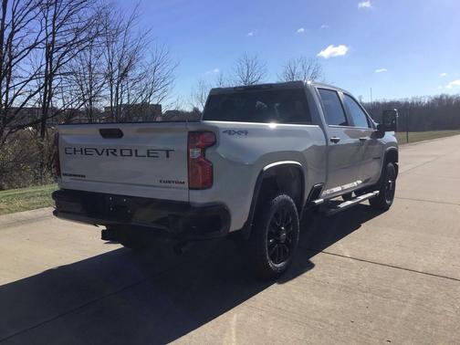 2026 Chevrolet Silverado 2500 Custom