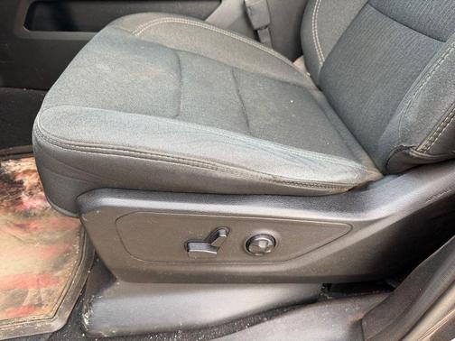 Granite Crystal Metallic Clearcoat 2020 RAM 1500 Big Horn/Lone Star