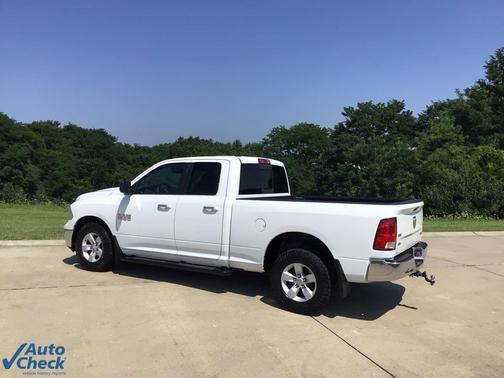 2016 RAM 1500 SLT
