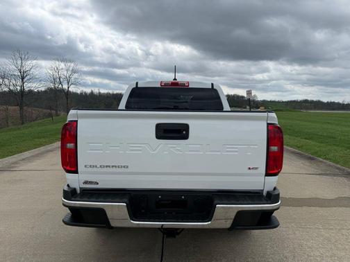Summit White 2022 Chevrolet Colorado WT