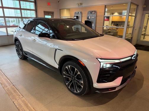 Pearl 2025 Chevrolet Blazer EV SS AWD