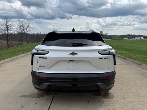 Pearl 2025 Chevrolet Blazer EV SS AWD