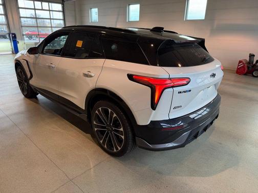 Pearl 2025 Chevrolet Blazer EV SS AWD