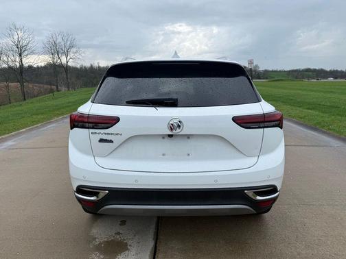 Summit White 2022 Buick Envision FWD Essence