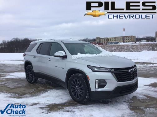 2022 Chevrolet Traverse RS