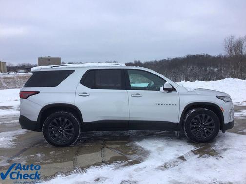 2022 Chevrolet Traverse RS