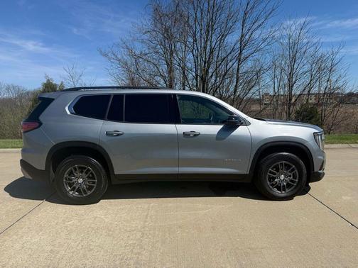 Sterling Metallic 2025 GMC Acadia FWD Elevation