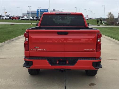 2025 Chevrolet Silverado 1500 Custom
