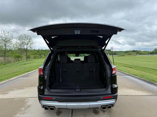 Ebony Twilight Metallic 2025 GMC Acadia FWD Elevation