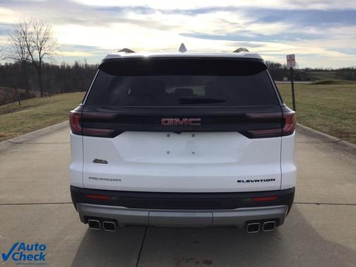 2025 GMC Acadia FWD Elevation