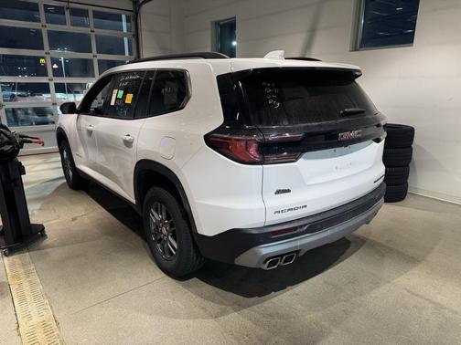 2025 GMC Acadia FWD Elevation