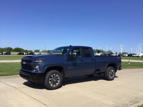 2025 Chevrolet Silverado 2500 Custom