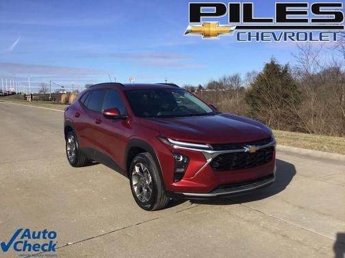 2025 Chevrolet Trax LT