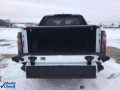 2025 Chevrolet Silverado EV RST