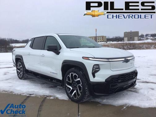 2025 Chevrolet Silverado EV RST