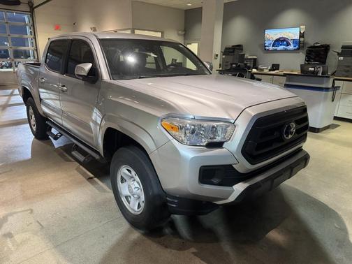 2022 Toyota Tacoma SR