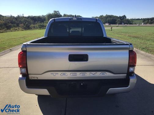 2022 Toyota Tacoma SR