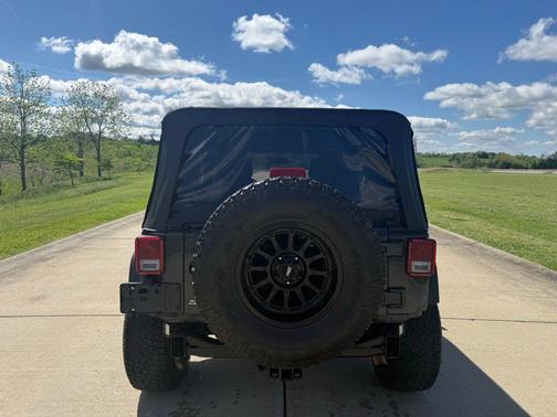 Rhino Clearcoat 2018 Jeep Wrangler JK Unlimited Sport
