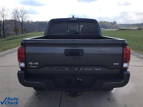 2022 Toyota Tacoma SR