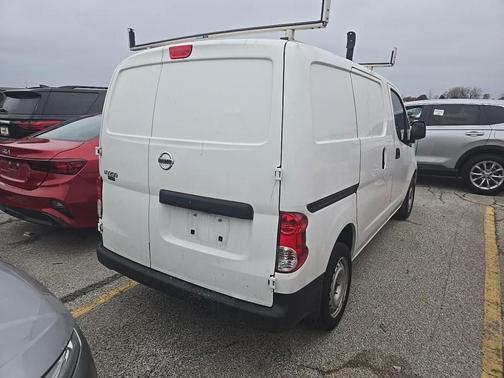 2021 Nissan NV200 S