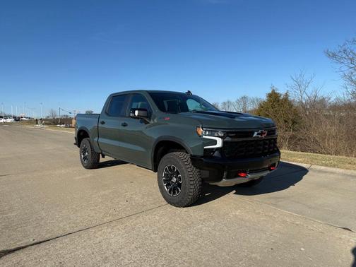2026 Chevrolet Silverado 1500 ZR2