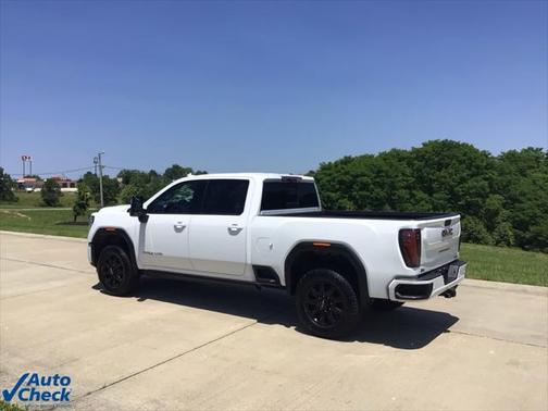 2024 GMC Sierra 2500 AT4
