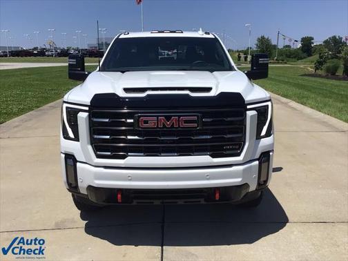 2024 GMC Sierra 2500 AT4