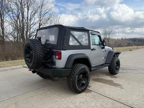 2015 Jeep Wrangler Sport