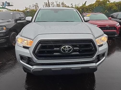 2022 Toyota Tacoma SR