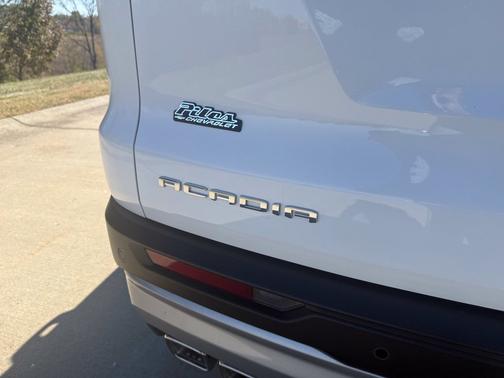 Summit White 2026 GMC Acadia Elevation