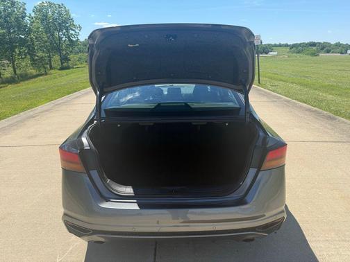 Gun Metallic 2019 Nissan Altima 2.5 SL