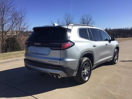 2025 GMC Acadia FWD Elevation