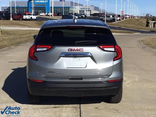 2024 GMC Terrain SLE