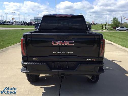 2024 GMC Sierra 2500 AT4