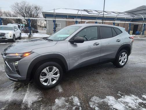 2024 Chevrolet Trax LS