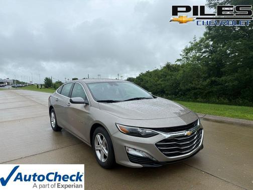 Mineral Gray Metallic 2023 Chevrolet Malibu FWD 1LT