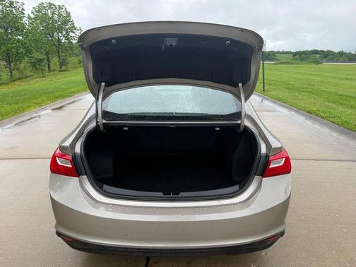 Mineral Gray Metallic 2023 Chevrolet Malibu FWD 1LT