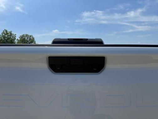 Summit White 2026 Chevrolet Silverado 2500 Work Truck